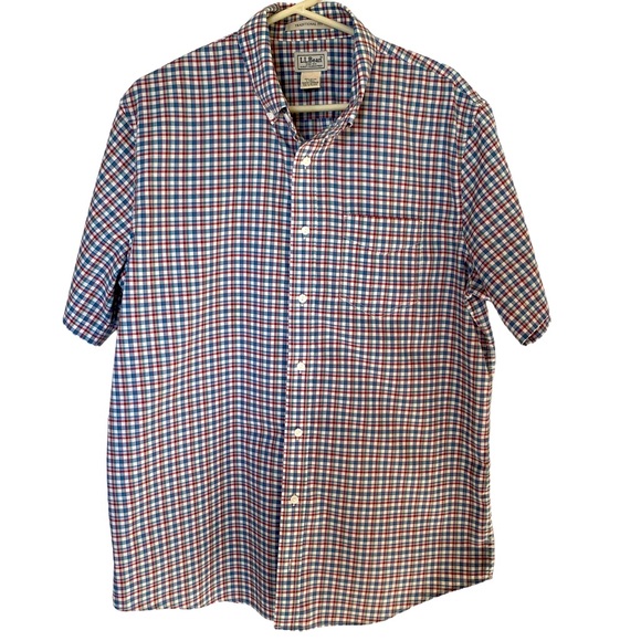 L.L. Bean Other - L..L. Bean Men’s button down collared short sleeved shirt traditional fit LT